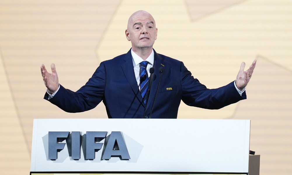 令整个比赛 令整个比赛