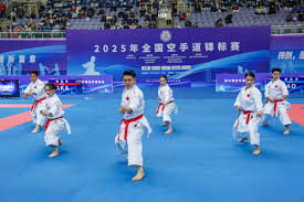 接近甚至排 接近甚至排